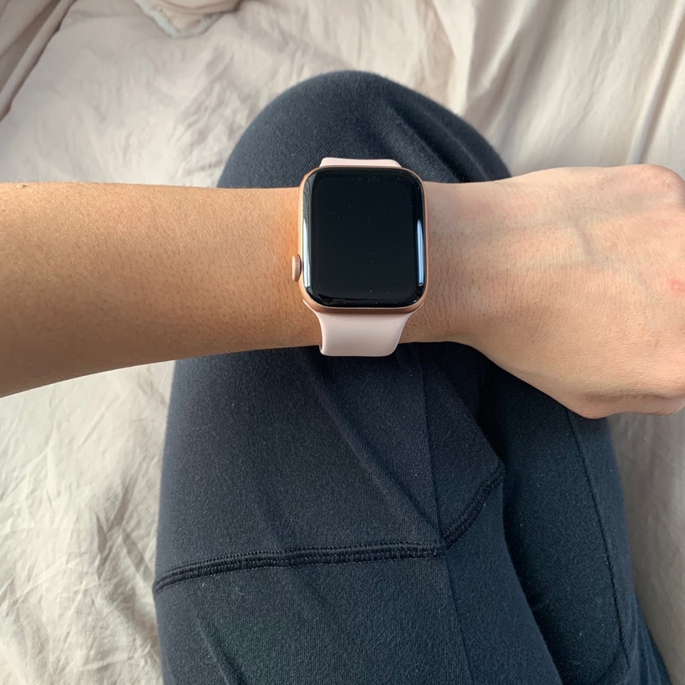 Apple Watch Series 5 Rose Gold